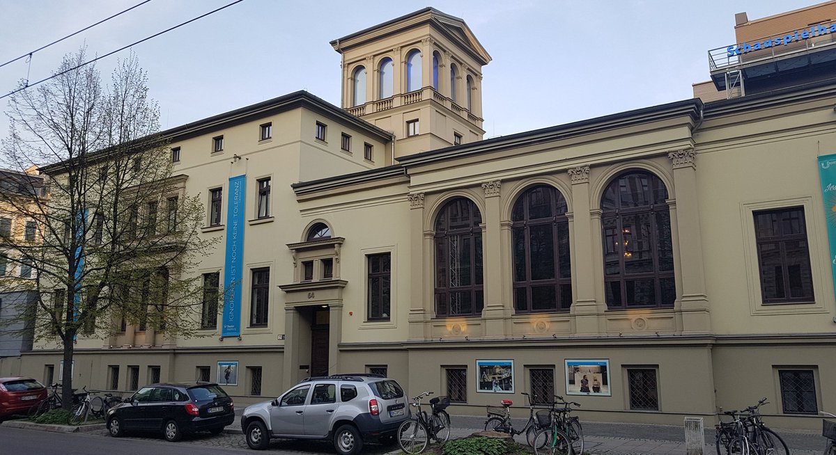 Opernjunkie's tweet photo. Thomas #Adès #PowderHerFace im alten Schauspielhaus Magdeburg! #OperMagdeburg https://t.co/RgrnEm4elz