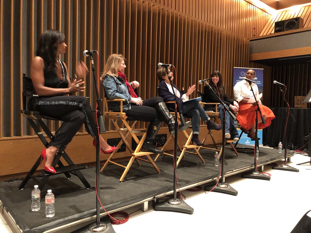 DCisaG's tweet photo. Hearing these powerful, influential women speak at #FutureSheBuilt last night was a real treat! When I asked a question & all their eyes were on me I felt terrified, but βdonβt let fear keep you from living with courage!β #SelectImpact #Capitol360 https://t.co/fESo6voal3