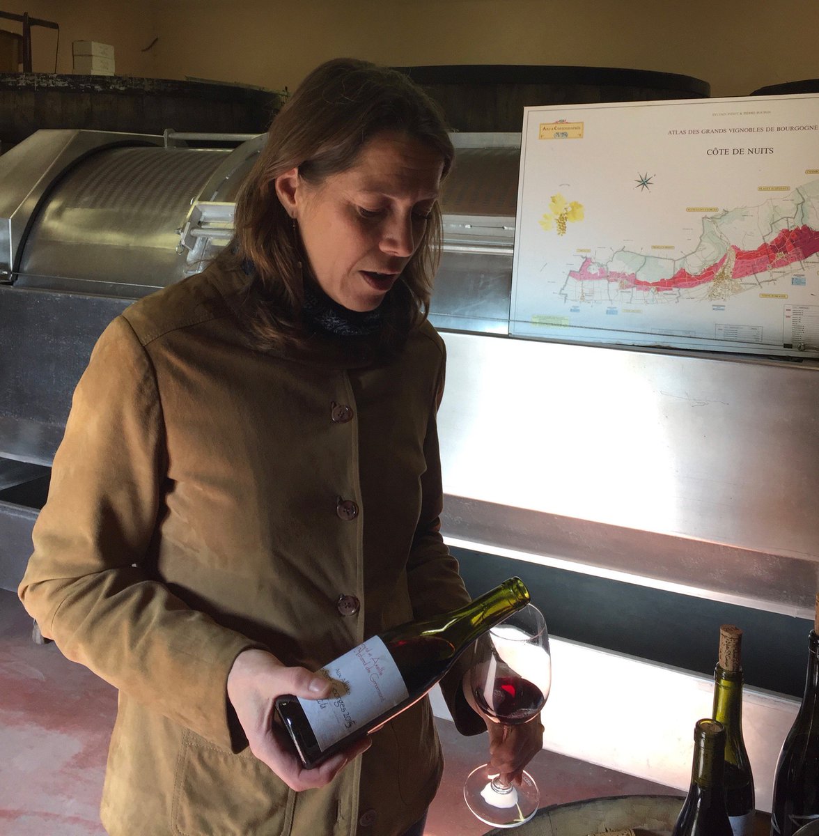 Refined and Precise 2015 Vosne-Romanée
Bertrand Machard de Gramont Vosne Romanee, 2015
bit.ly/BMdGVosne
@winefreako <a href="/pariswineco/">Paris Wine Company</a> #VosneRomanee #pinotnoir #BurgundyRed