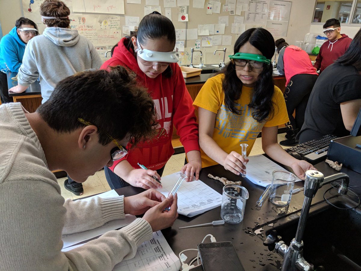 ajroub's tweet photo. Identifying evidence of chemical reactions in #funistry @Maine_West #mainewest #207Now https://t.co/2VVS3L5ylm