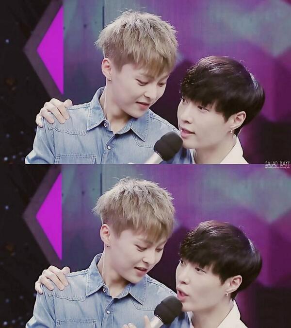 dTJig_707's tweet photo. Исин с детьми - лучшее, что есть в мире😇
#laymin #lay #yixing #minseok #xiumin https://t.co/0CJUGiZljc