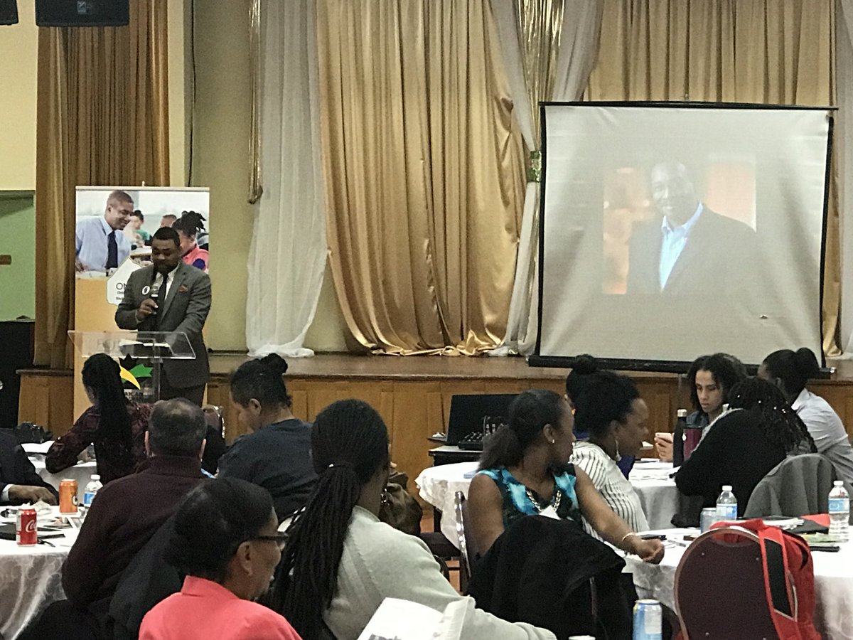 JackilynWallace's tweet photo. #Dr.Blake from #HigherMarks is @ONABSE conference #onabse2018 #educate #empower https://t.co/SW7Jfjp2zu