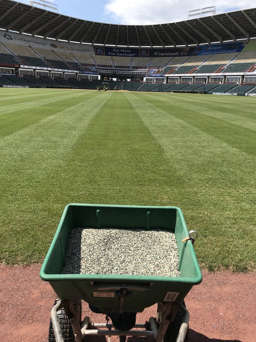 Steve_Ruckman's tweet photo. 1st granular 16-8-3 going out on @GoSquirrels field postgame. #sportsturf #vaturf #needtowalkmore https://t.co/ZPDNF1jkzG