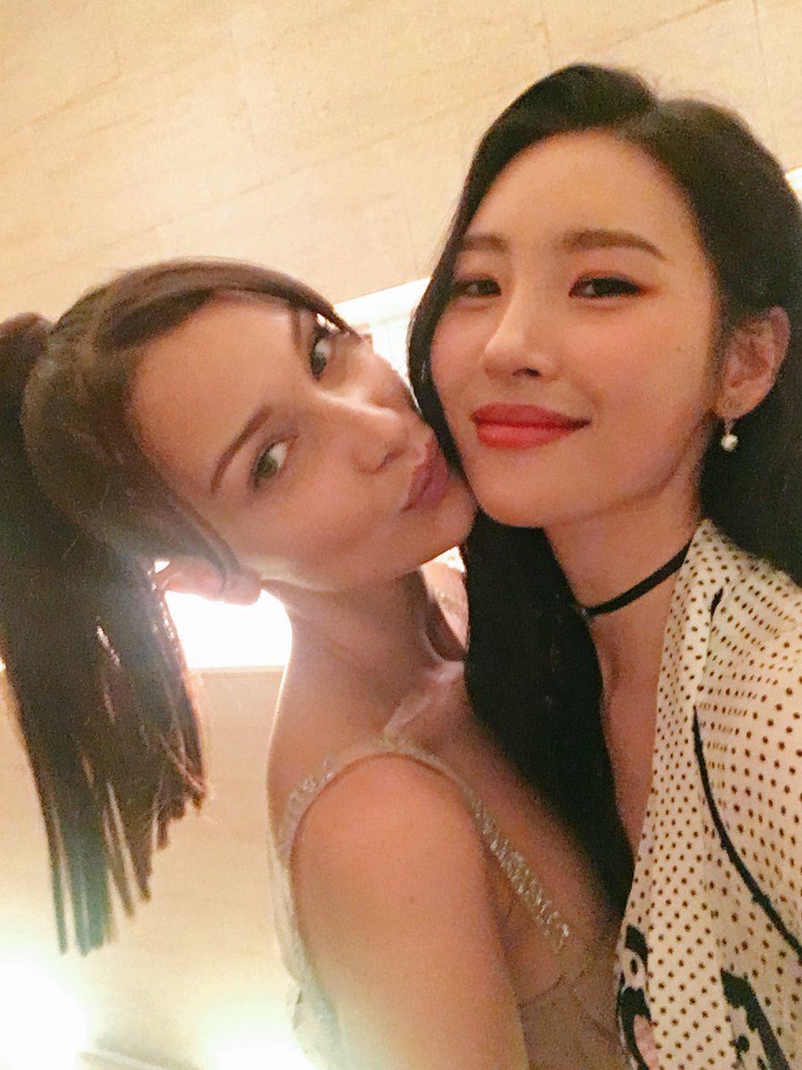 miyaohyeah's tweet photo. Lovely. 💋💋 https://t.co/PVUzD2NPi6