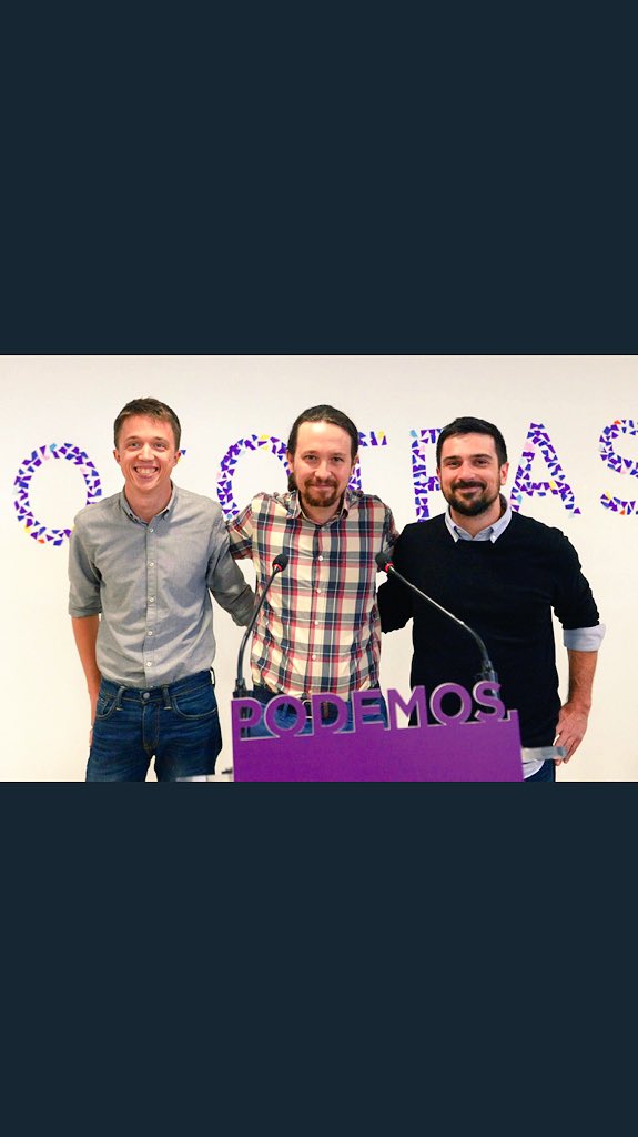 olivelvet's tweet photo. Haciendo el teatrillo para tapar los problemas y problemos internos de Podemos. Ni se hablan ya. Por cierto... ¿Dónde está la portavoz en Madrid @LorenaRuiz_H tan feministas que sois? #MVTIglesias #ProblemosM4 https://t.co/Zvi9XB3QL2