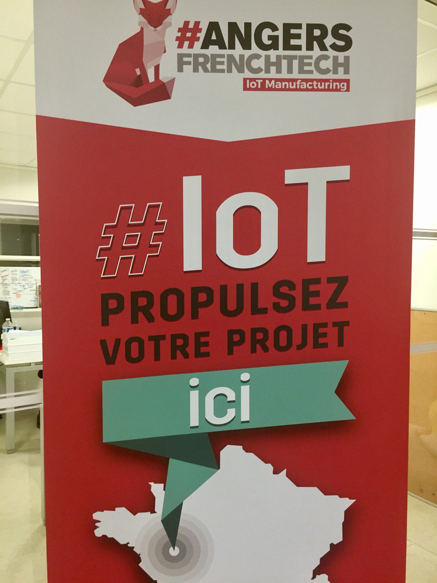ChristopheBechu's tweet photo. #Angers ville des objets connectés avec @IOT_city et ville intelligente avec @assopavic Merci à Reynald Werquin et à tous les acteurs du numérique pour leur engagement en faveur de notre territoire @LaPlanneuse https://t.co/nRDMo48KXl