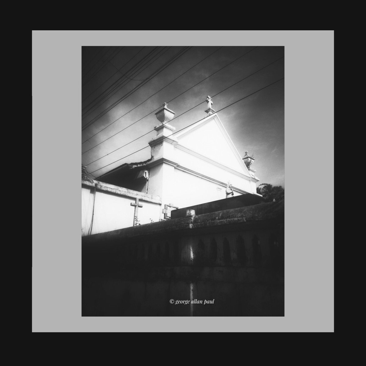 georgeallanpaul's tweet photo. © 2018 gAp #artist #art #monochrome #india #artphotography #noiretblanc #goa #artmodel #archtecturelovers #bnw #bw #portugese #portraitshared #chasinglight #fineart #bnwsouls #gap #georgeallanpaul #streetphotography #bnwphotography #monoart #archtectural #fineartprintsforsale https://t.co/0QVHbu9xZ5