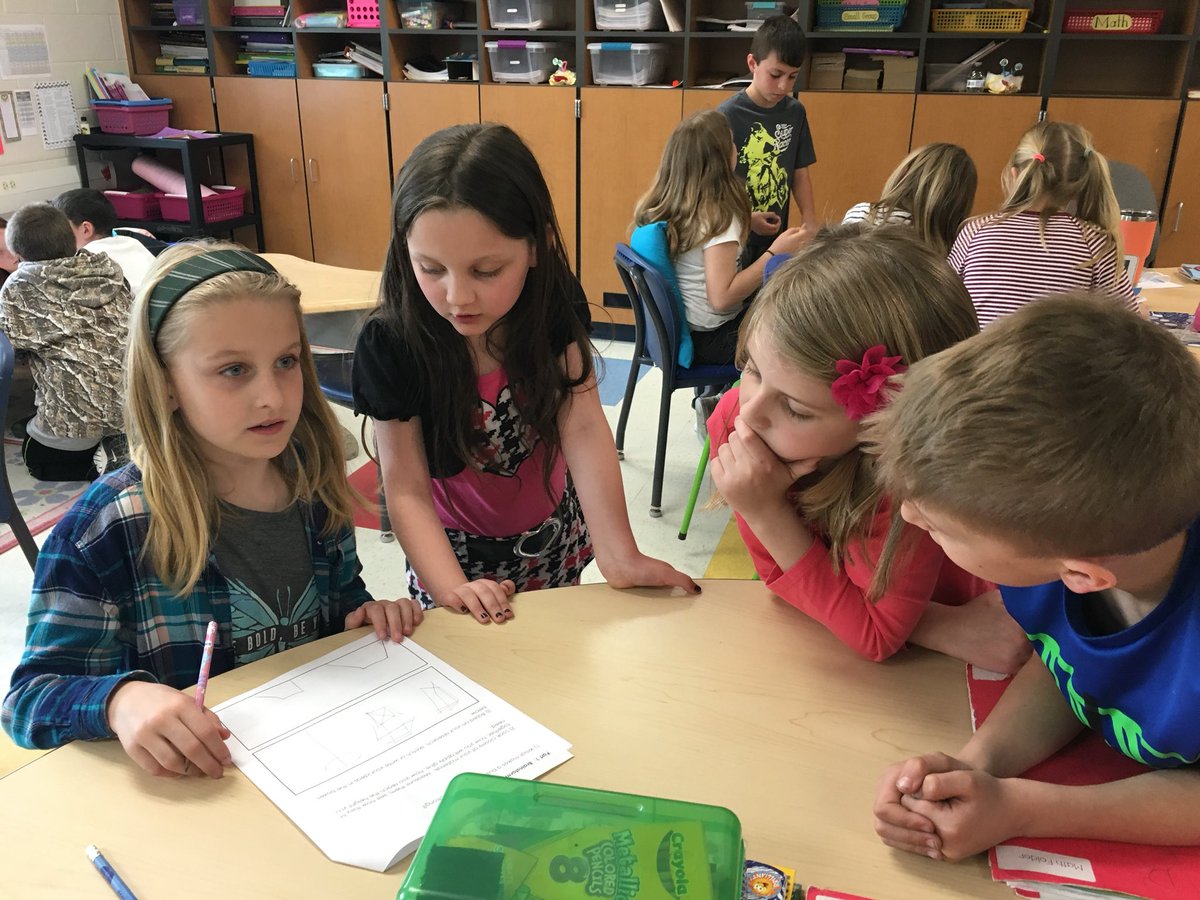 StephKlineTeach's tweet photo. Platform Challenge-day 1. Students research what makes a platform strong, sketch designs, and collaborate with other groups. Who will make the least expensive platform?  Whose will hold the most weight?  #EastHighLeaders https://t.co/NhPrpIBWzV