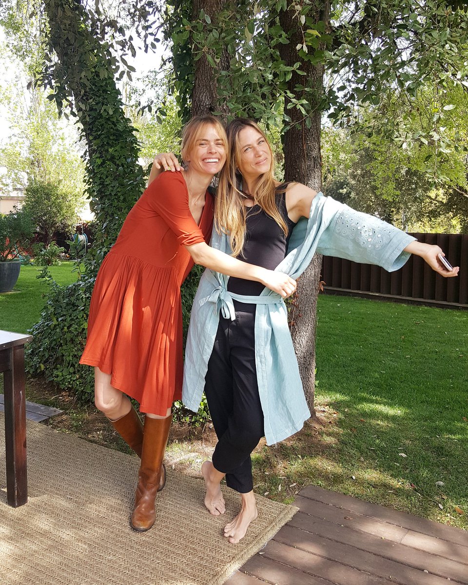 Esta semana hemos trabajado en  la nueva campaña de #ss18 para  <a href="/lodemanuela/">Lo de Manuela</a> (¡vais a flipar!)
<a href="/veroblume/">Veronica Blume</a> qué bien verte hoy 💓 ¡queremos más shootings así!