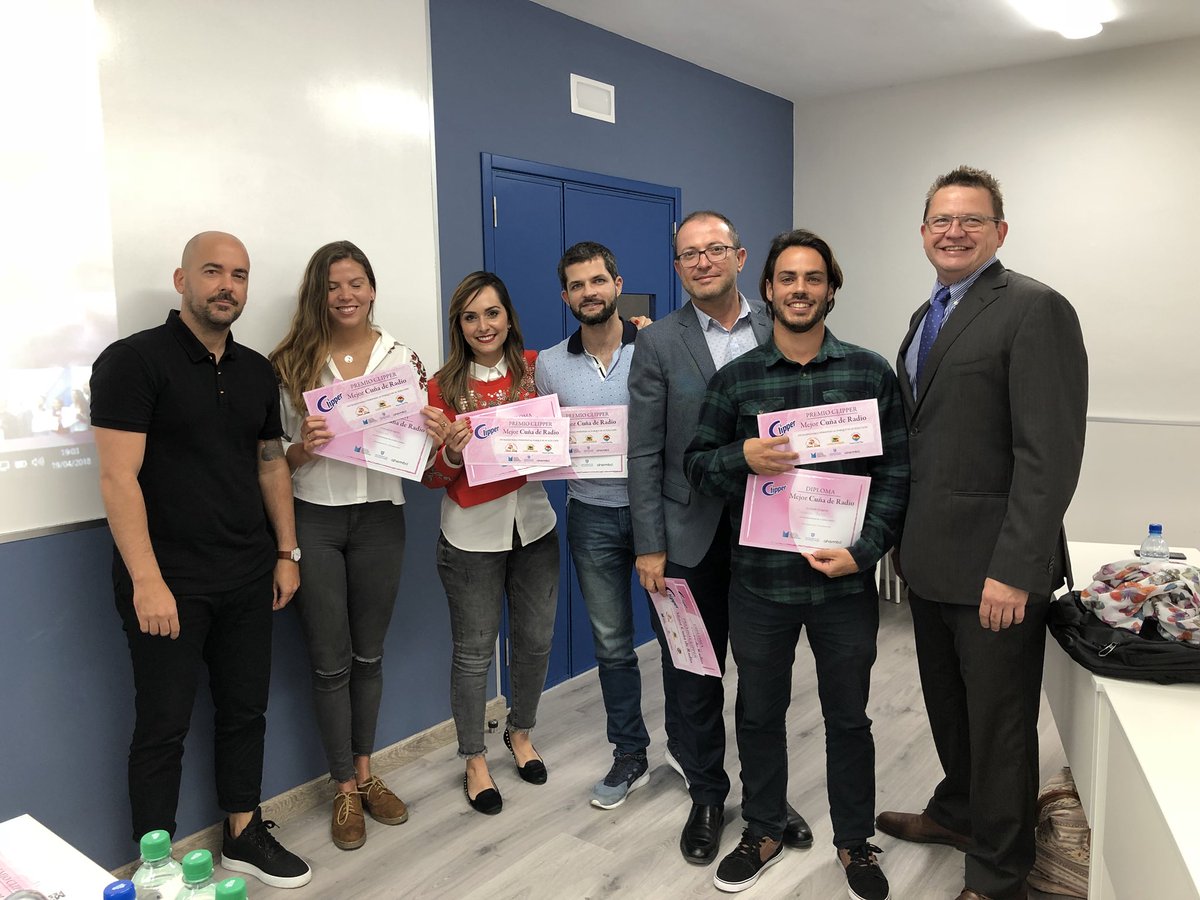 vrubioherrera's tweet photo. Mejor cuña publicitaria agencia 🍊Mandarina House VIII Festival de la Publicidad Académica Universidad Atlántico Medio #Mcom18 #McomFest @Ahembo @RefrescoClipper @unidam_ic @MCOM_unidam https://t.co/12pXhrE27S
