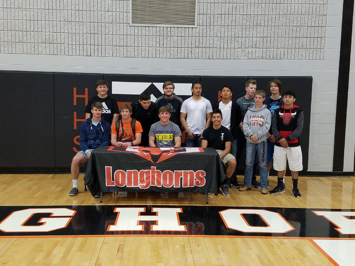 HolcombBaseball's tweet photo. Mr. Utility signing to become a Swede. Congrats @bgodd29. Enjoyed watching you grow as a man and a ball player the last 4 yrs. @SwedesBaseball enjoy this versatile athlete. https://t.co/XCHL0WZHB9