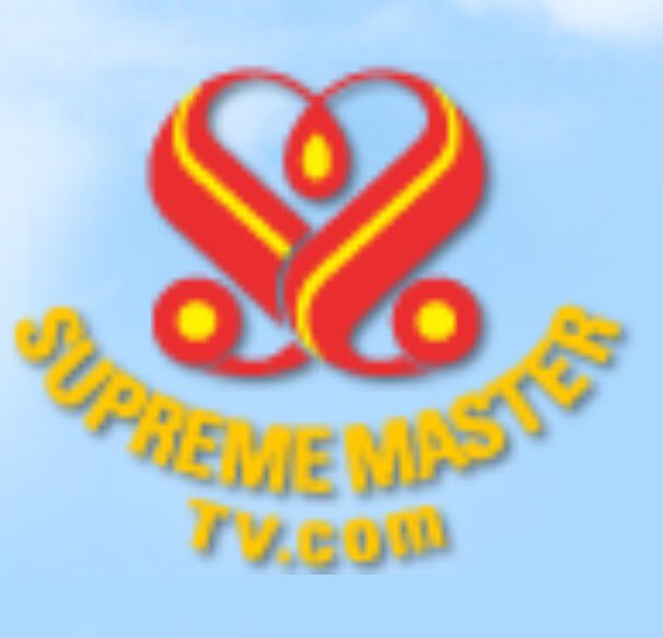 Chef_Lisa_Veg's tweet photo. Filming 2 vegan cooking shows for @SupremeMasterTV this weekend! They will be shown worldwide & translated into 10 different languages! Yay! #suprememaster #filming #suprememastertv #veganfood #vegan #joy #chinghai #compassion https://t.co/lD1rU8lmKs