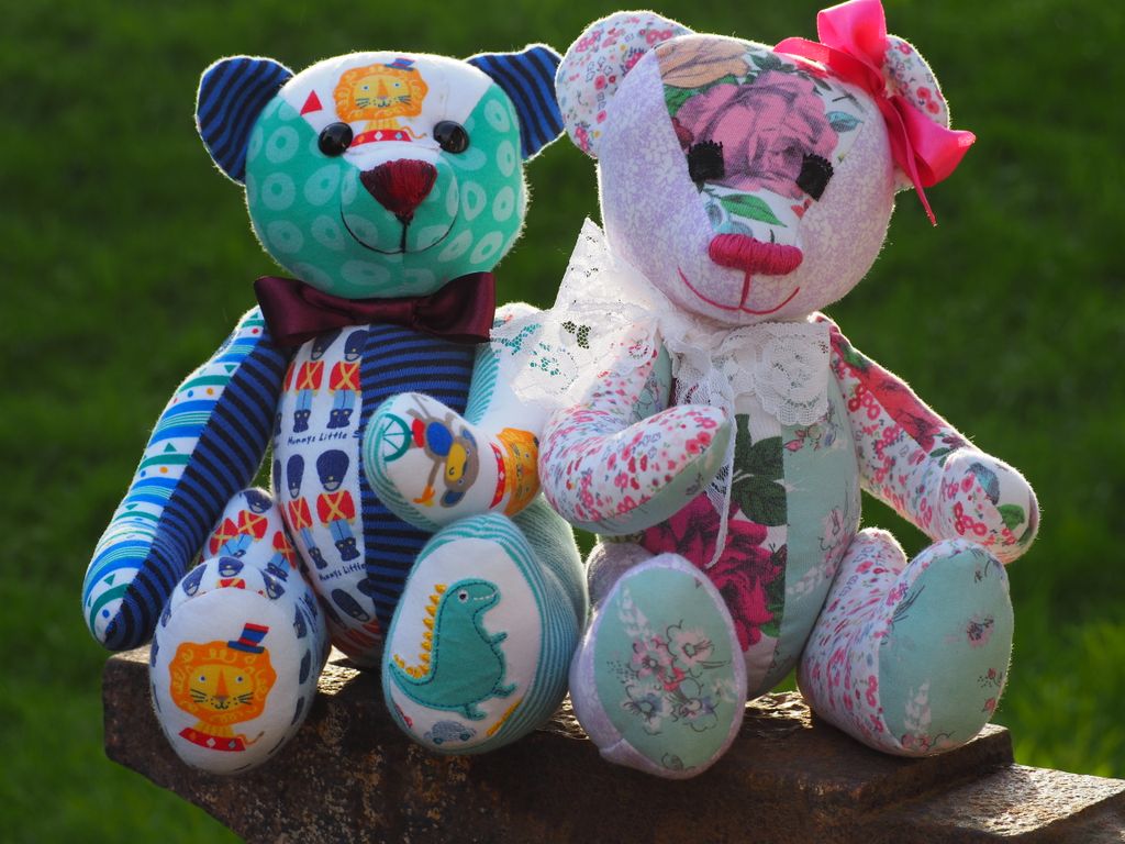 milo_bears's tweet photo. Did you know that we can turn your little ones baby grows into the most wonderful keepsake memory bears?  Visit our website for more information https://t.co/S0hm3zA9Tv   #milobears #keepsakes #babyclothes #children #memorybears  #handmade #teddybear https://t.co/AhLE6vdC0j
