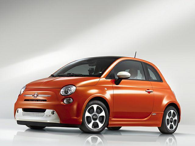 nancy_friedrich's tweet photo. Are you thinking about making the switch to an #ElectricVehicle? @DesignNews delves into the benefits of #buyingused and spotlights 14 models: https://t.co/szRTdwqTWT https://t.co/kmkDFVzC9k