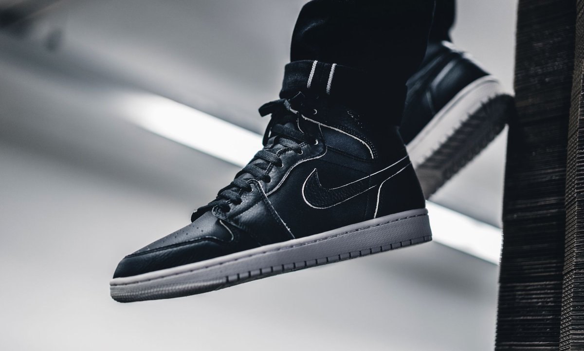 air jordan 1 black desert sand