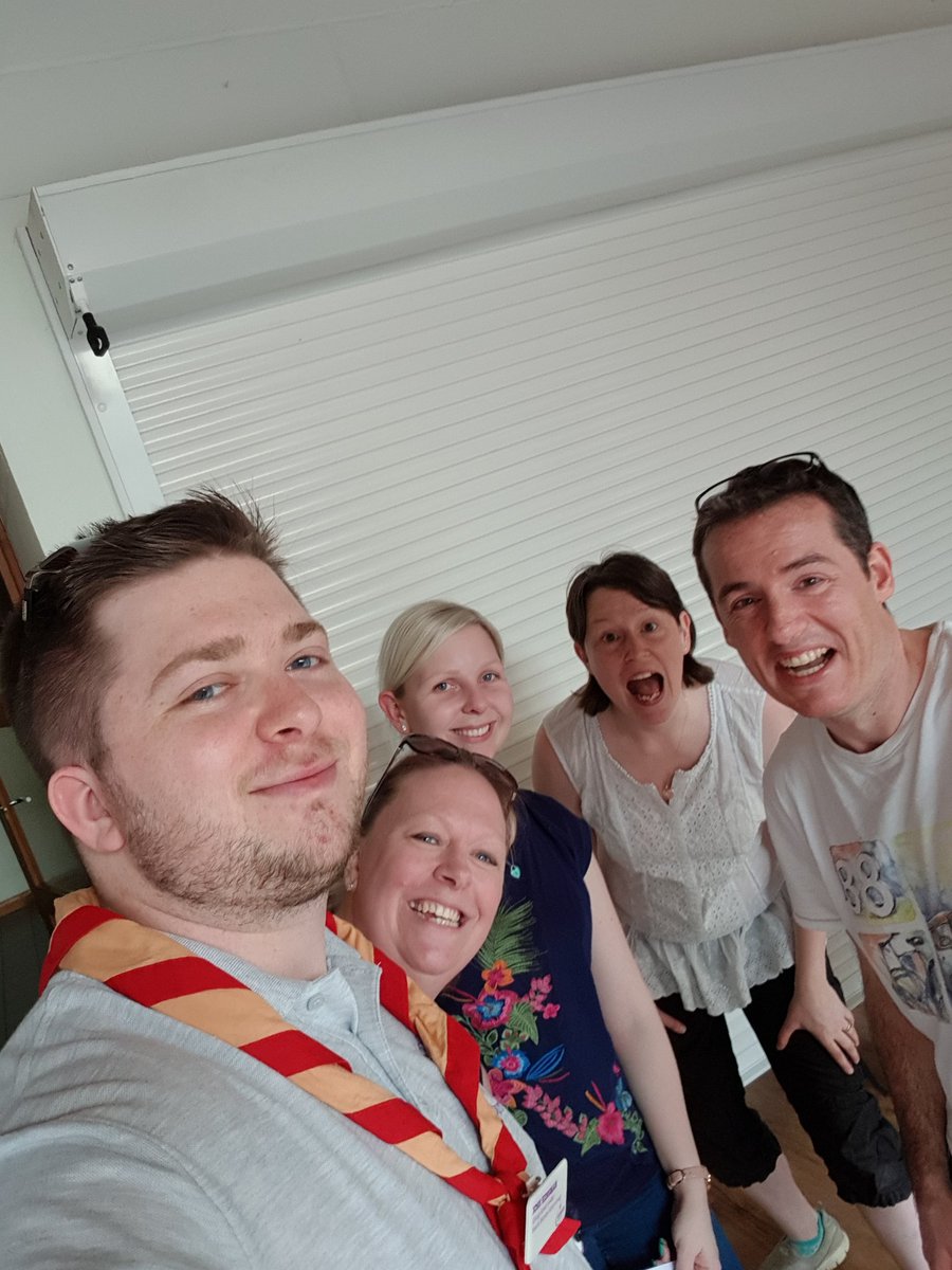 HatchWarren_'s tweet photo. Another day, another #new section! Fantastic evening with brand new #Chinook Beavers! Thanks to @healeyc101 and our 4 amazing new #leaders @BasingstokeWest @ScoutsGrowth @HampshireScouts #iscout #sun #fun #skillsforlife https://t.co/ufNGDLQeJp