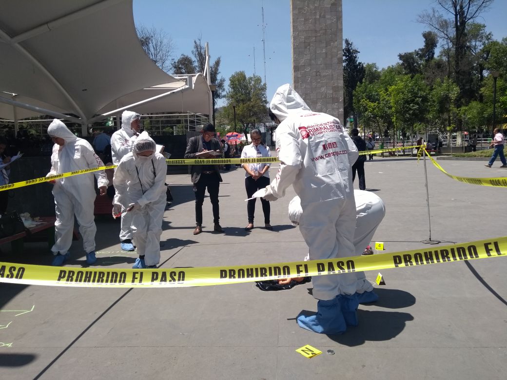 CDMXOR's tweet photo. #PracticasProfesionales con #Alumnos_Criminalistica  de la #CDMX en el  "kiosco de San Cristobal"  en #Ecatepec @CESCIJUC_ECATPC #OrgulloCescijuc #YoSoyCescijuc #CESCIJUC https://t.co/c0NyHOPZmc