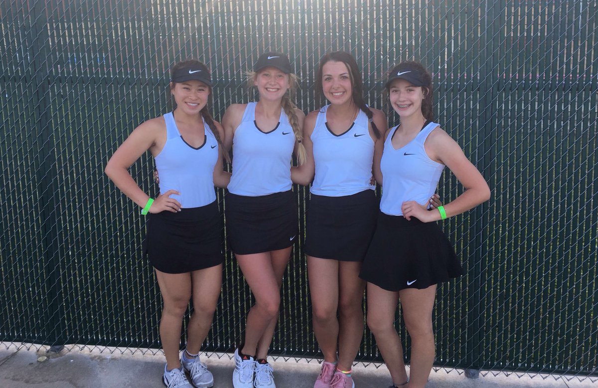 erinmoore_14's tweet photo. HEADED to STATE with my girl @kiiiann_  💛 https://t.co/kDdOdze3YN