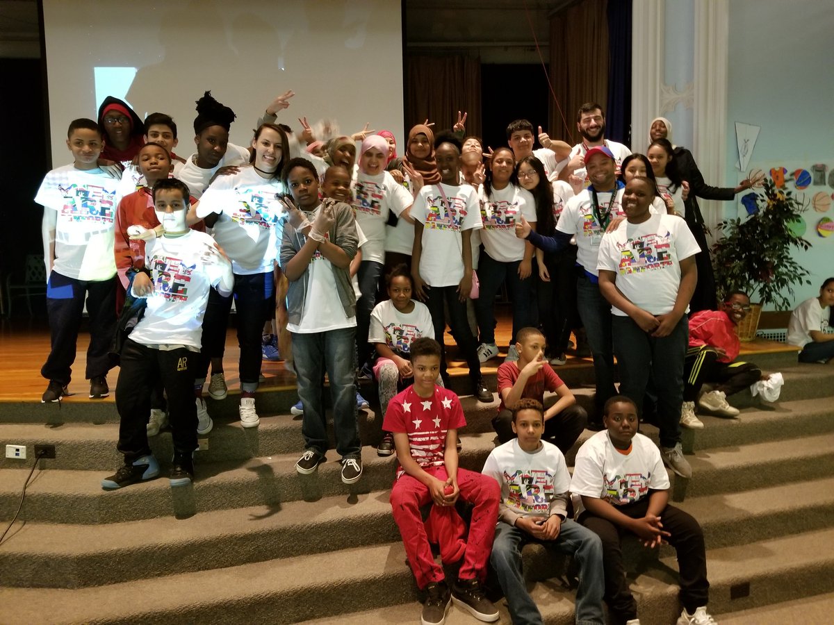 BrightonSCSD's tweet photo. Danforth ENL Cultural Fair! @DanforthMiddle @SyracuseSchools https://t.co/huF7s4QWxw