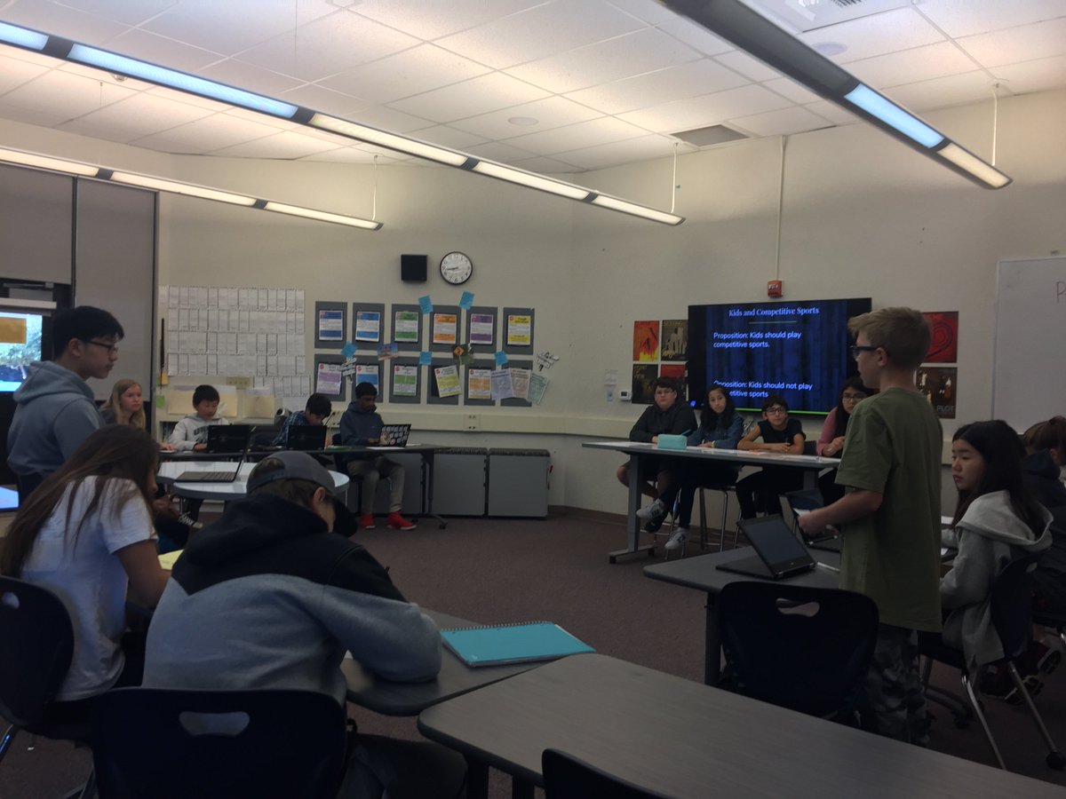 Randolph_teach's tweet photo. DEBATE DAY! This unit has me MAJORLY regretting not doing debate in high school. We've had so much fun as a class that I don't think my 7th graders will make the same mistake. #competitivesports https://t.co/t9tRTDmCEV
