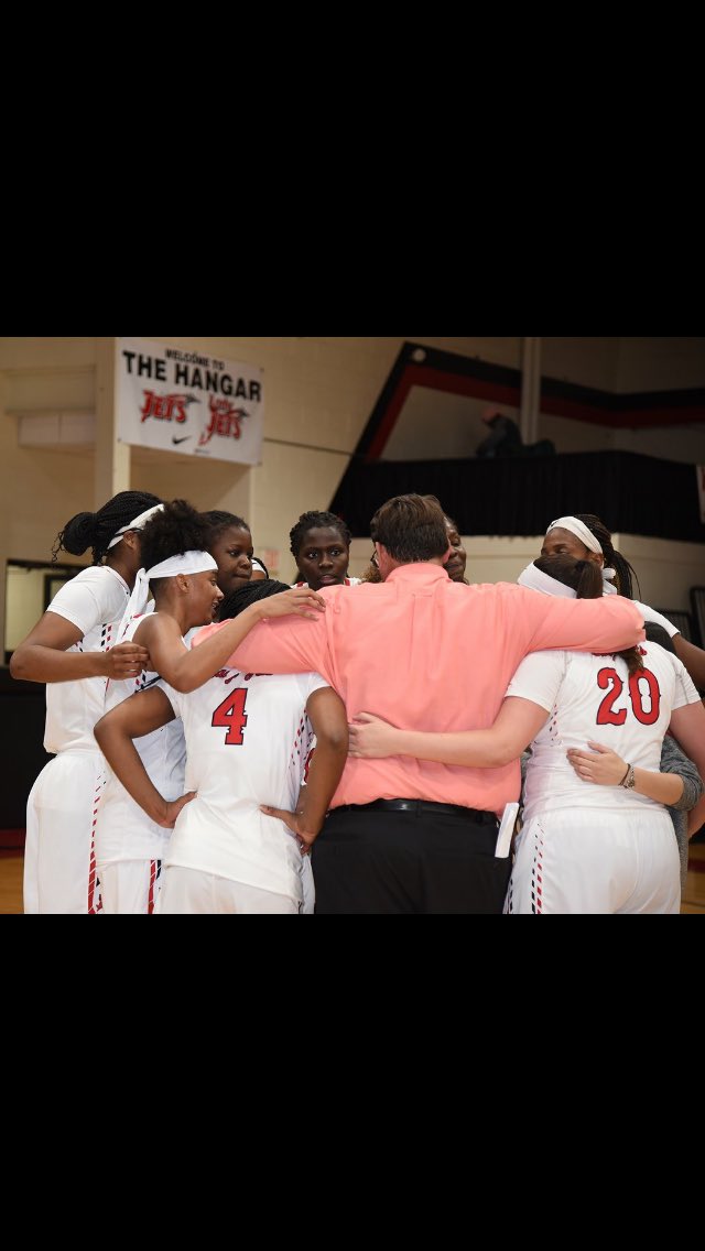 AMauldenBB2017's tweet photo. TEAM, FAMILY &amp; FAITH..... https://t.co/E6sxpQlE9w
