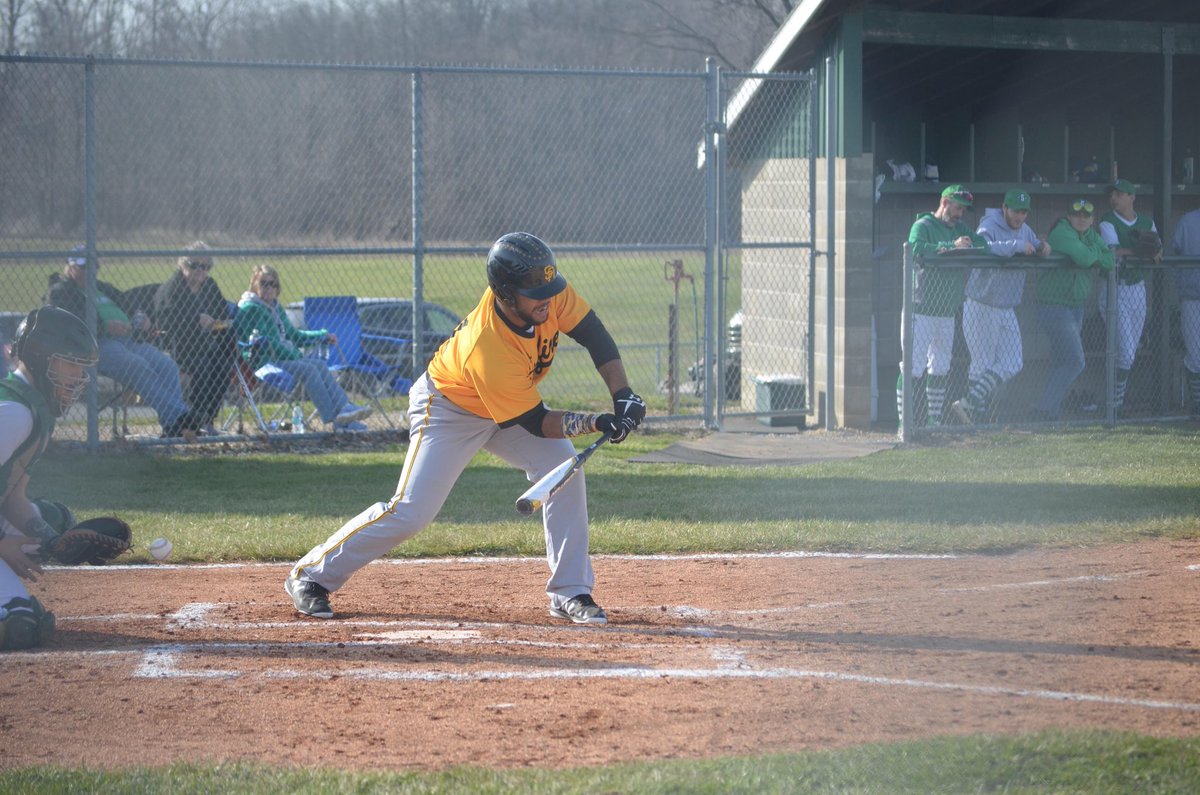 samassmedia's tweet photo. Good luck tonight to varsity and jv baseball, softball, and tennis! We're excited to see lots of wins tonight!! https://t.co/l8EANWRrn9