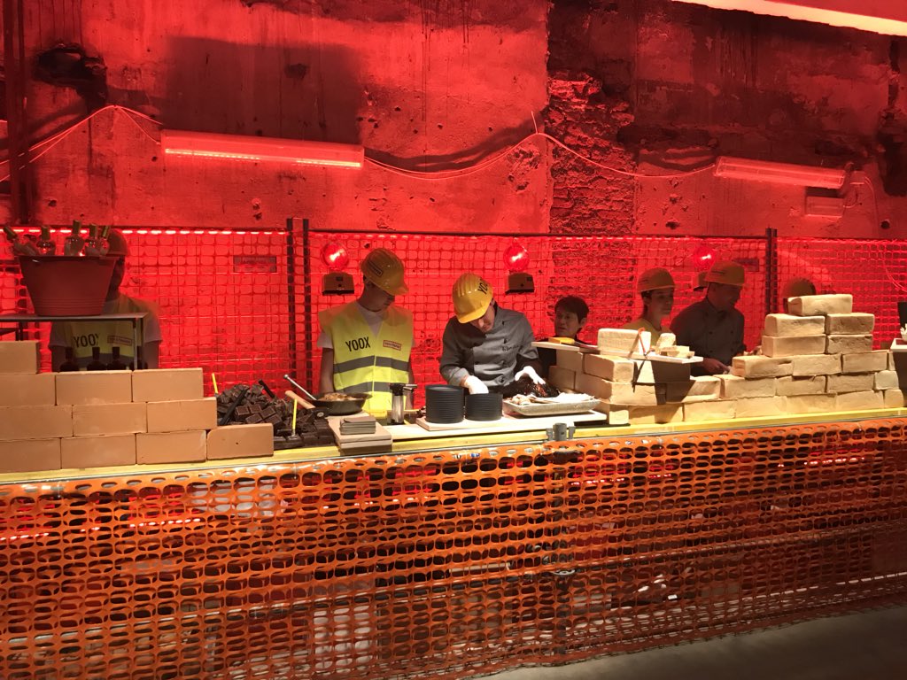 fmarchetti's tweet image. It’s going to be a crazy night in #Milan at #milandesignweek thanks to @yoox #toiletpapermagazine @wallpapermag!