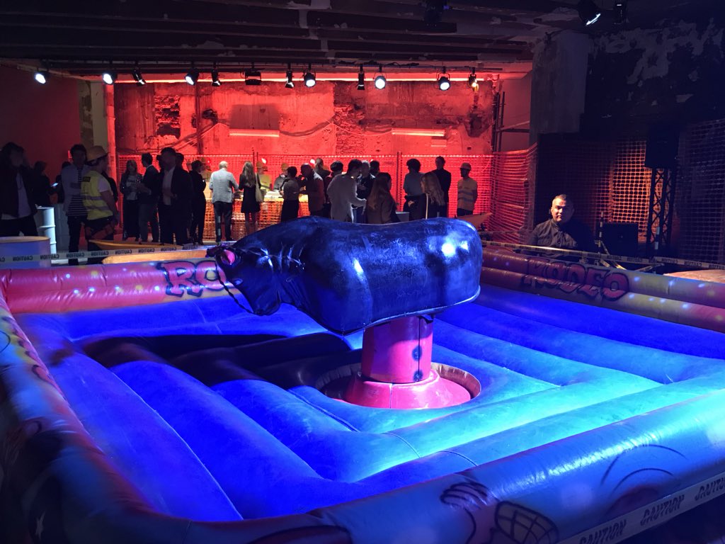 fmarchetti's tweet image. It’s going to be a crazy night in #Milan at #milandesignweek thanks to @yoox #toiletpapermagazine @wallpapermag!