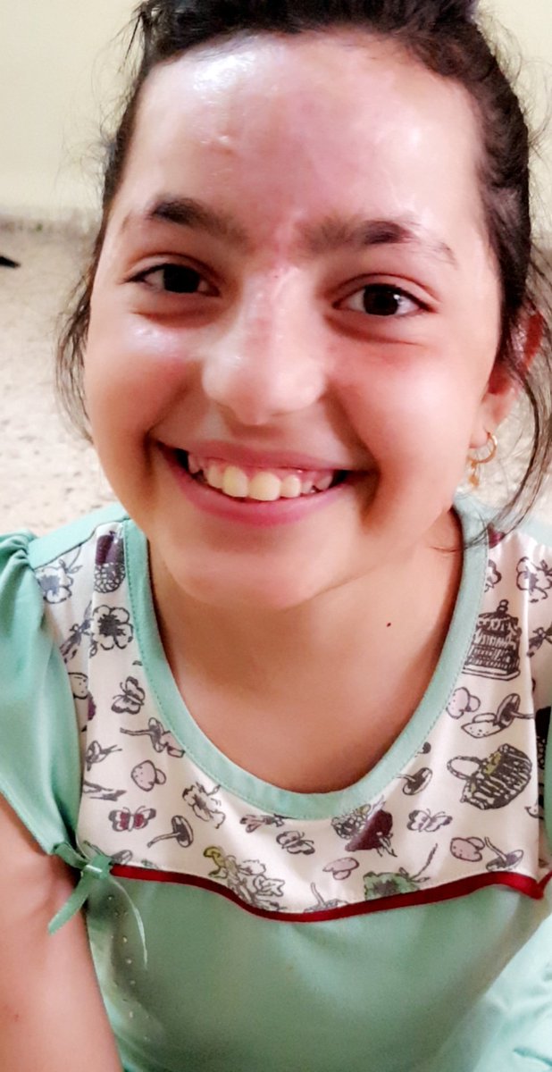EmanAkour's tweet photo. #خلونا_نفرحهم 
سند وشيرين وعطاف.. ثلاثة ايتام اطفال
اقترفت بحقهم جريمة بشعة..تم احراقهم مع والدتهم..احرقوا احلامهم وفرحهم 
فأصبحوا ايتام الاب والام والفرح
تابعوا فيديو قصتهم

https://t.co/SN1UCngOzw https://t.co/3MKdXVn1MG