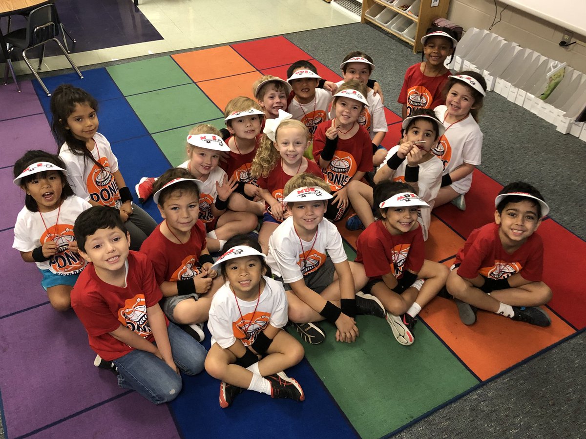 kinardmde's tweet photo. Go Kinard’s KEY Kids! 🔑 #mdelem #mdefieldday18 @MDEJJordan https://t.co/xvuDrlbdrD