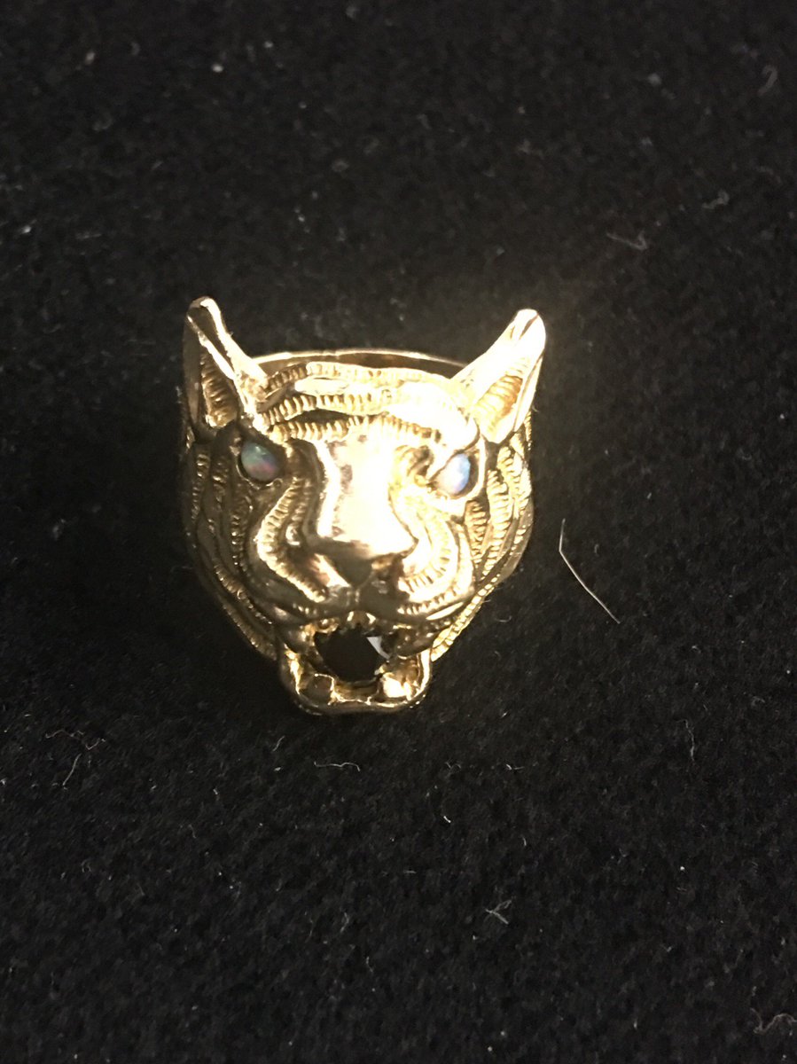 CitieGoldPines's tweet photo. #Gold #WeBuyGold #CashForGold #sellgold #CashForGoldNearMe #GoldBuyersNearMe #sellgoldNearMe #SellJewelry #ScrapGold #ComproOro #Cash4Gold #PembrokePines #Hollywood #Miramar #Miami #Broward #Haiti #Ayiti #Venezuela #Ecuador #Colombia #Jamaica #FtLauderdale #Wakanda #BlackPanther https://t.co/8r3qjfhQbz