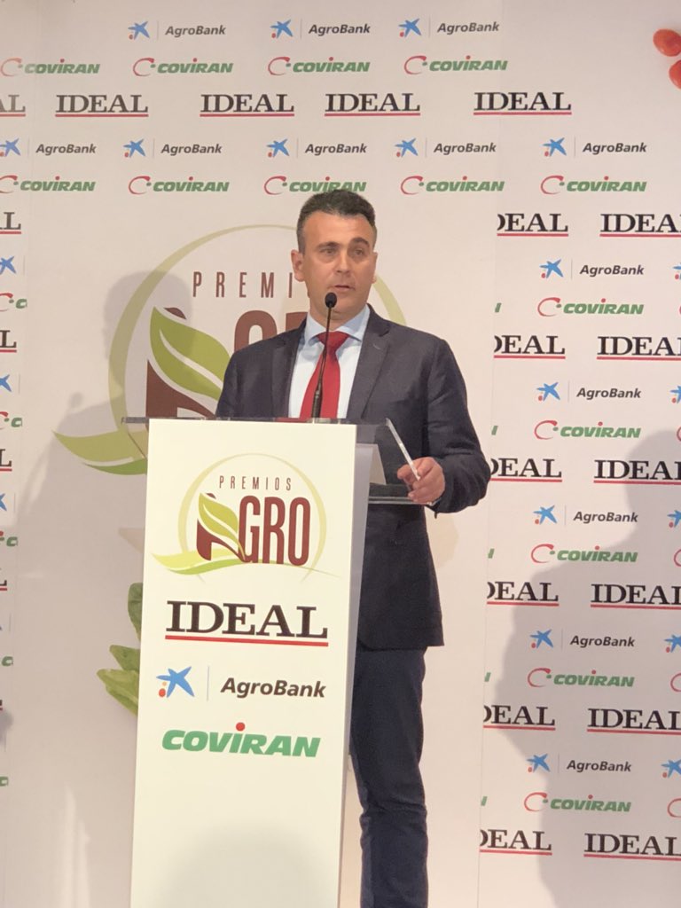 El #PremioAgro Ecológico de <a href="/ideal_granada/">ideal_granada</a> es para #Procam y recuerda la trayectoria de su empresa, sus trabajadores y su tierra. ¡Enhorabuena!