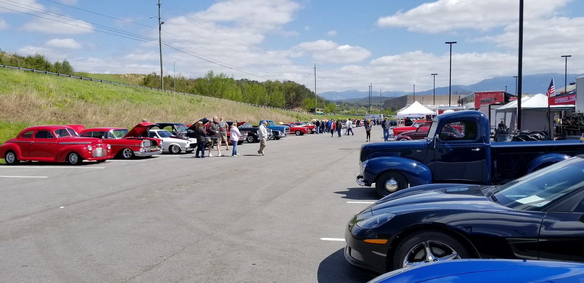 theBlastitall's tweet photo. Like Cars? ๐ @theBlastitall Come see us at the 2018 #SpringRodRun in #PigeonForge #HotRods Galore! We are having a #Blast ๐ฅ
Get a great deal on #Blast #Machines and #Parts ๐ https://t.co/psqV0MP7wG