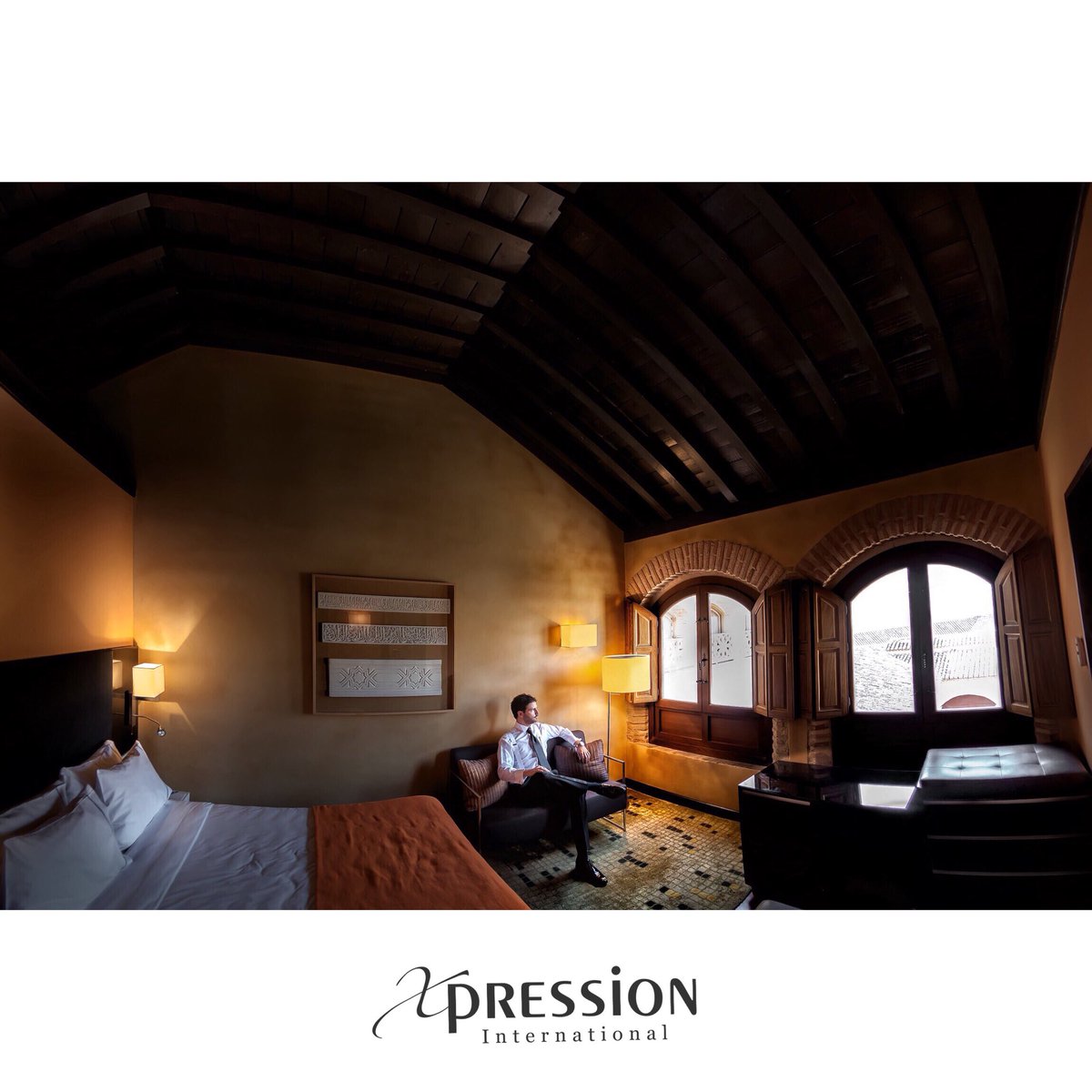 JoseLuisGuardia's tweet image. La #fotografiadeboda del día, hoy es para este novio reflexionando antes de su boda en el @ACSantaPaula #bodas2018 #luxurywedding #groomportrait #bodasgranada @xpression_int