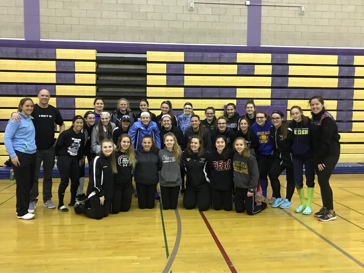 BSpa_softball tweet picture