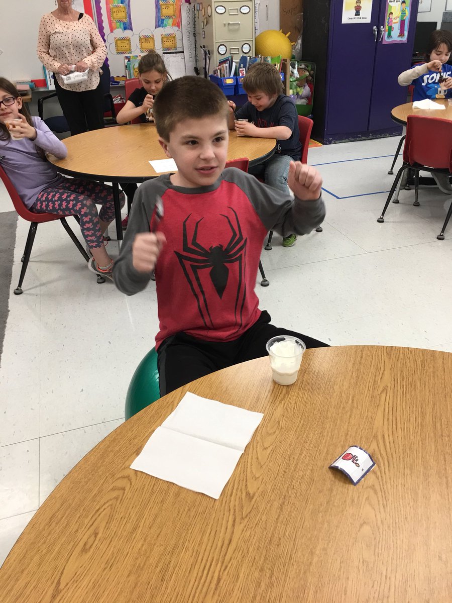 autworkman's tweet photo. Loving life and loving school. Let’s celebrate! #statetestingisover #icecream #MaroonPride https://t.co/nCW78NBBlf
