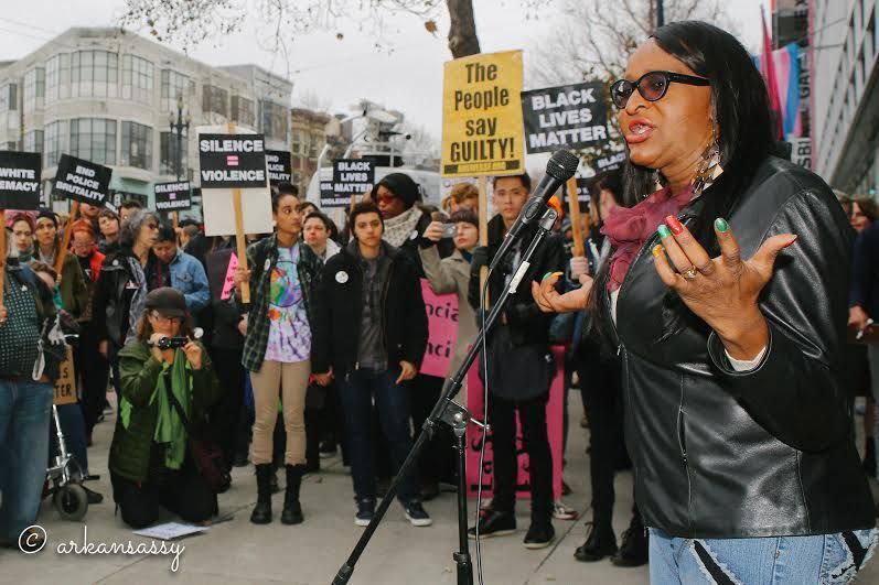 tgijp's tweet photo. Y'all-- WE JUST BROKE $1000! Will you donate $10 today to help us reach our goal of $5000? #BlackTransLivesMatter #GiveOUTDay https://t.co/du6tlaBRD3 https://t.co/imUh2Xcgnr
