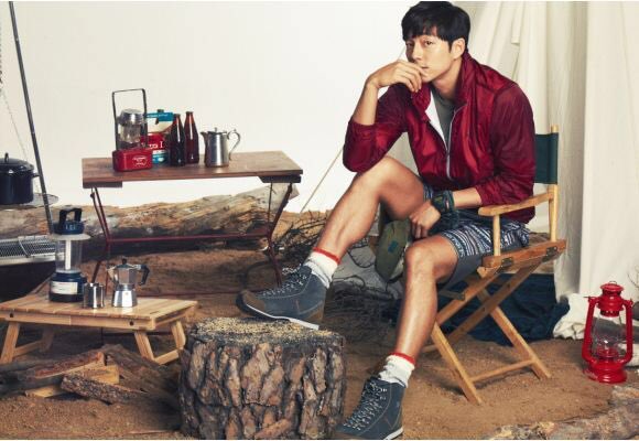 like_yooyoo's tweet photo. 201205 THE DOOR 戶外品牌拍攝花絮圖片~
#공유 #공지철 #孔劉 #孔地哲 #gongyoo #ggong #likeyoo #孔刘 #孔侑 #YOO https://t.co/NKGwVXPbPs
