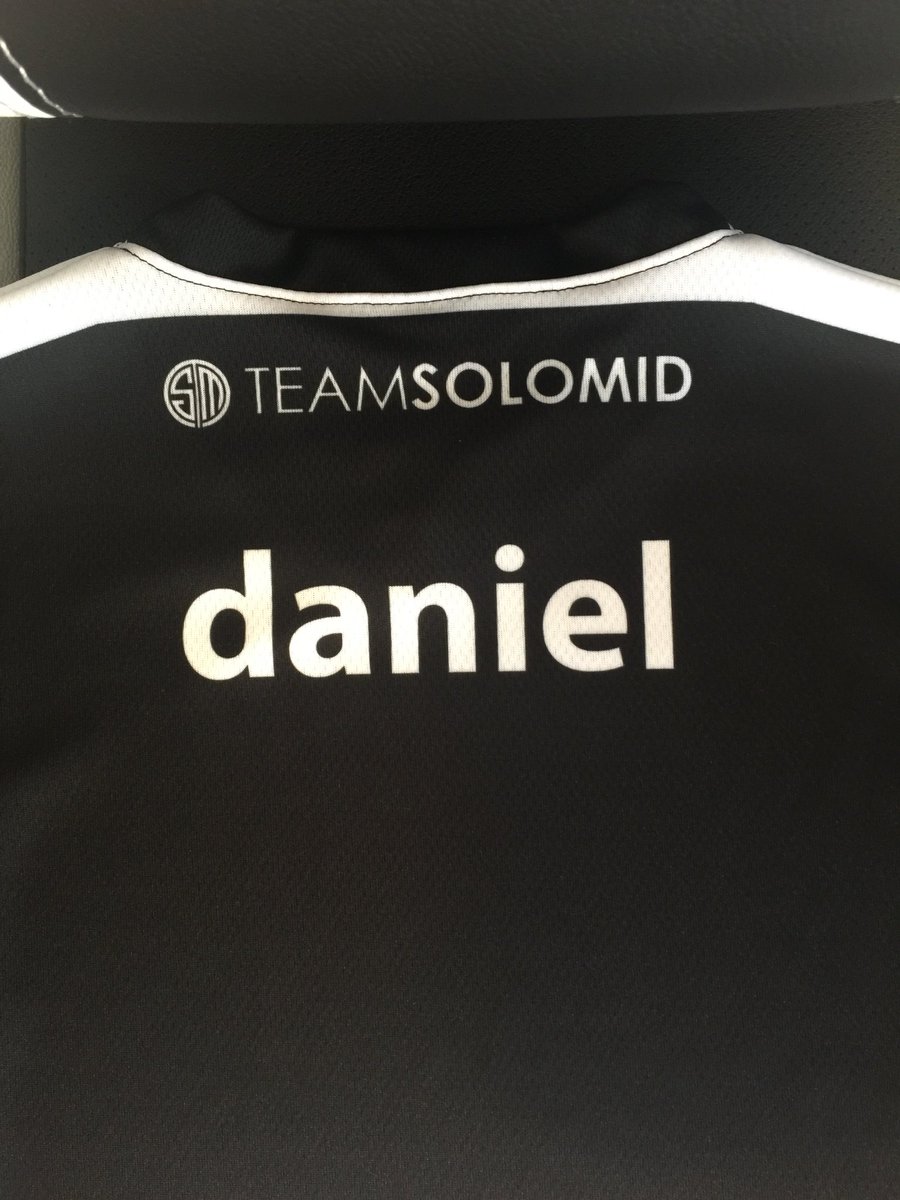 TSMdaniel's tweet image. T S M T S M !  @TeamSoloMid I will sweat in this jersey :))