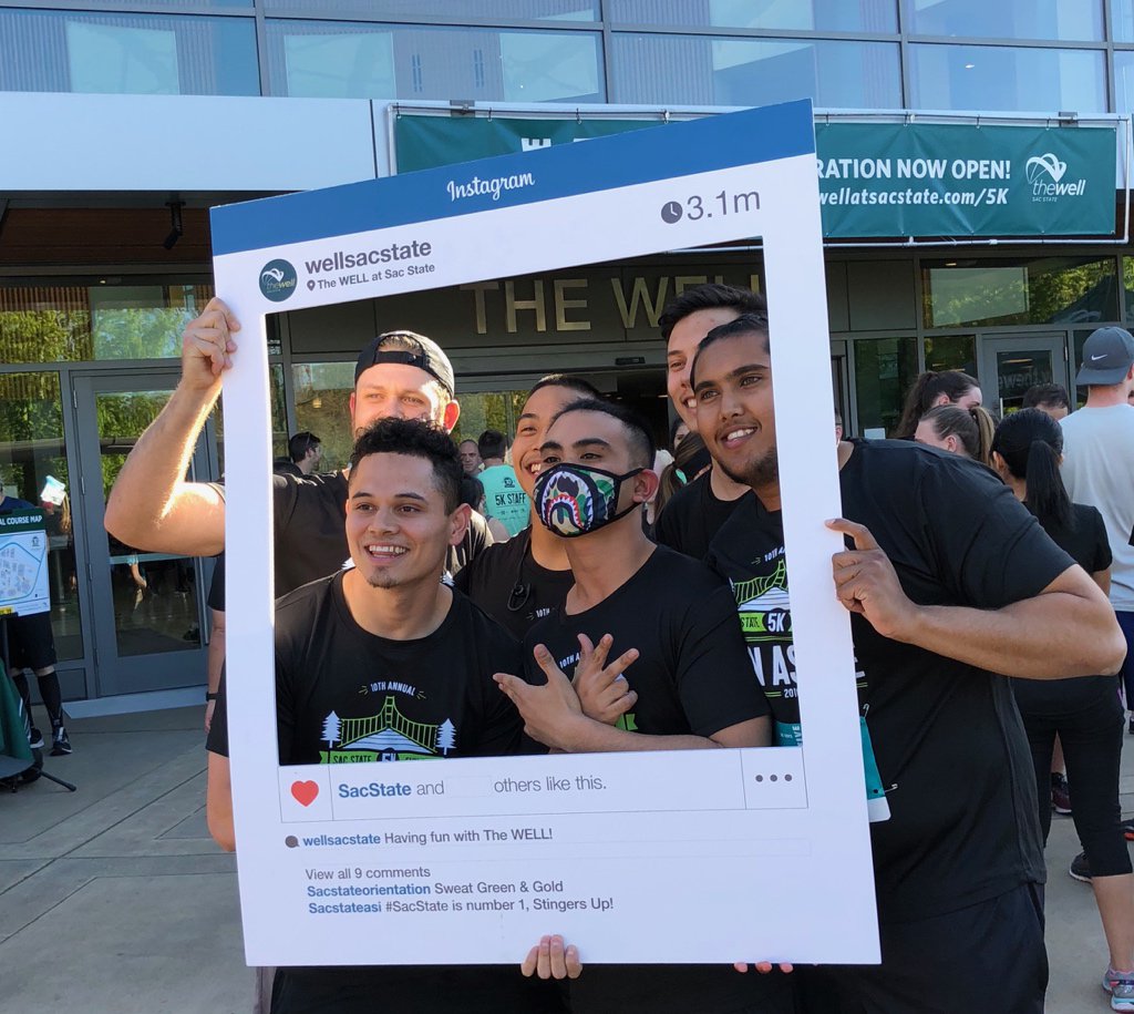 sacstate's tweet photo. Itβs poppinβ at @wellsacstate as #SacState5KFunRun time nears! Race starts at 6. #StingersUp #RunAsOne https://t.co/TwgvNn6cNW