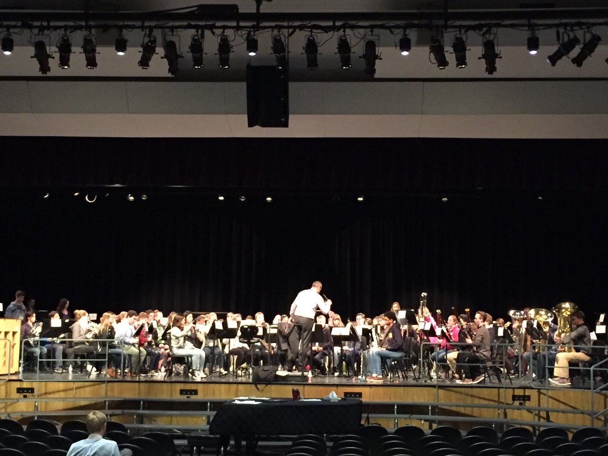 mrmuenz's tweet photo. When you live less than a mile from where the PMEA All-State Wind Ensemble is rehearsing, you go check it out! #Band #GreatRepertoire #LearningBandThings  @cedarcrestband https://t.co/60w1LvI93L