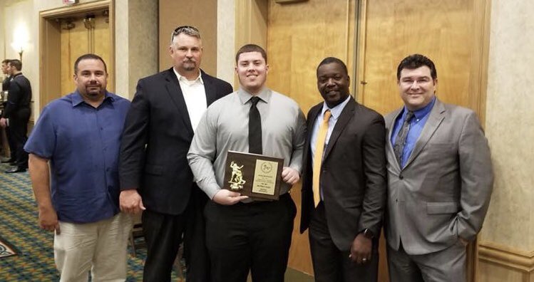 willy_rubio56's tweet photo. Brian Piccolo Award Ceremony, What a great experience it was ! https://t.co/NKwLTl3WDS