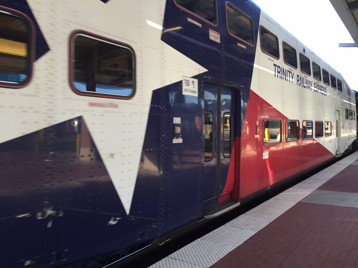 TrinityMetro's tweet photo. Itβs a busy weekend and #TRE is here to help you get to where you want to go. Take TRE to #ExperienceMainSt in Fort Worth or #EarthX in Dallas. Special Sunday service is available on 4/22. Plan your trip at https://t.co/FcirkSJ6GB. @mainstreetarts https://t.co/tJYg9YzsXz