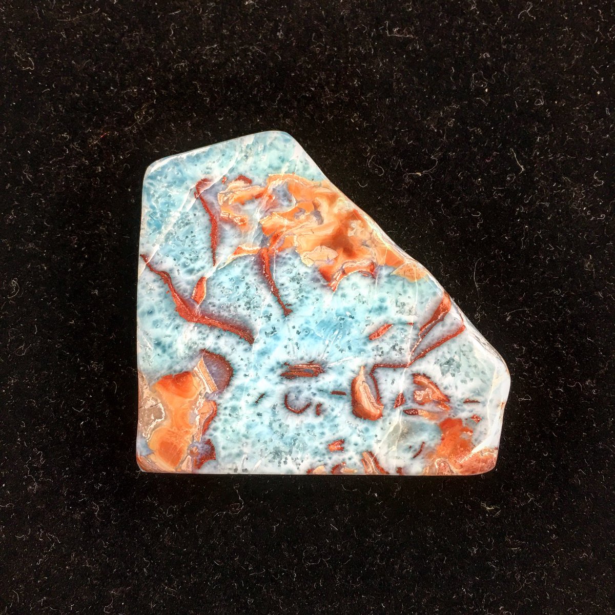 ILoveRocksSLO's tweet photo. I think we are in love with this slab of Larimar. It is absolutely stunning. We haven’t seen many like this one! #iloverocks #slo #cambria #larimar 💙 https://t.co/2MEGefV4hh