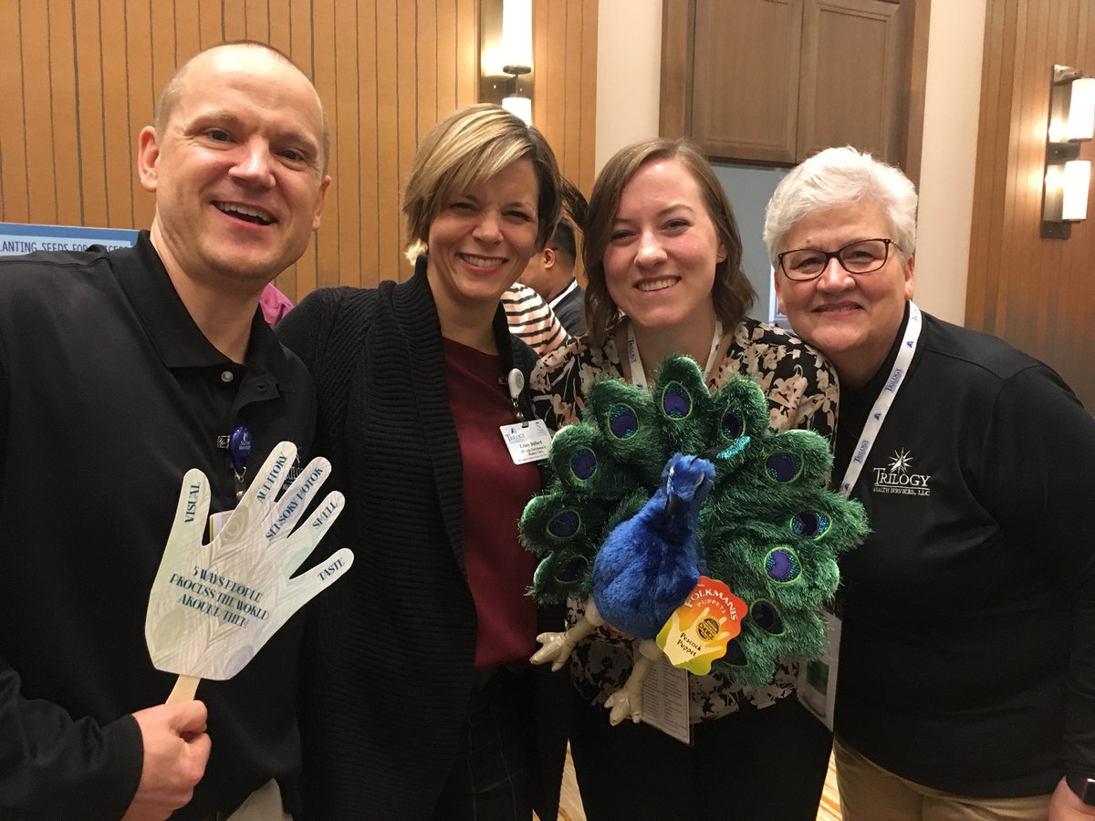 AlldredgeMegan's tweet photo. Sharing the Teepa Snow philosophy with @Trilogy_Mtgs Leaders!!! @teepasnow @brianbrooks4e4k #AbleToServe https://t.co/Cc32mkw6Vy