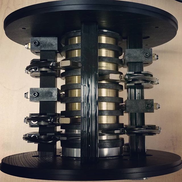 CraneControls's tweet photo. Another #custom slip ring for one of our #customers . This one has 9 circuits, 7 @ 35 amps and 2 @ 15 amps. #IndustrialPowerandControl
#IPandC
#crane
#craneparts
#overheadcrane
#heavylifting
#jibcrane
#slipring
#sliprings
#collectorring
#feede… https://t.co/itmYVDpTS0 https://t.co/vHwpGZkyJ6