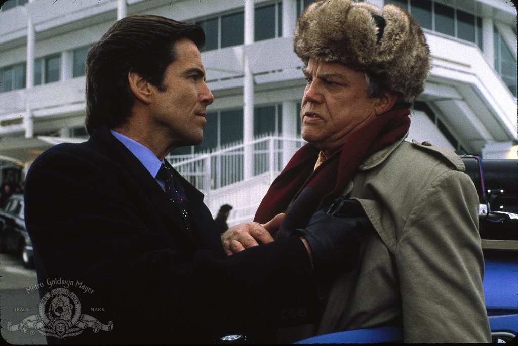 Archivo_007's tweet photo. Pepe Mediavilla (1940-2018): https://t.co/SG1dxOA7VF Spock, Gandalf, Morgan Freeman... y en la serie Bond. Descanse en paz. 

#JamesBond #mrspock #gandalf #morganfreeman #doblaje #dubbing #goldeneye #teehee #piercebrosnan #liveandletdie #rogermoore #joedonbaker #jackwade https://t.co/A8cyhM9TLT