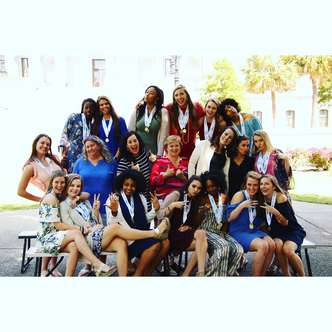 DormanVB's tweet photo. One last great day at the SC State House with this fantastic group of ladies. We will miss our seniors, and wish them the best of luck in the future! They sure have made their mark on #DormanVB!! πππ https://t.co/DiF6i6BZqm