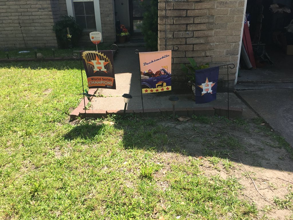 EricaSyptak's tweet photo. I am an ultimate @astros fan because I have the @astros in my front yard, have the @astros on my car, and have a picture of the @astros World Series. #ULTIMATESWFANNTX @JuliaMorales @blummer27 @ATTSportsNetSW @RealToddKalas @RyGo_17 @LindseyFOX26 @OrbitAstros https://t.co/6cAg9F7lR7