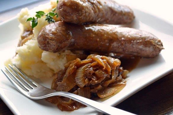 With St. George's day this Saturday, we thought we would mark the occasion by making a ridiculous amount of bangers. 12 types to choose from including Lincolnshire Leek, Elk Cumberland and Bristol Bangers! Pair with mash, of course! <a href="/OyamaSausage/">Oyama Sausage</a> <a href="/granville_isle/">Granville Island</a>